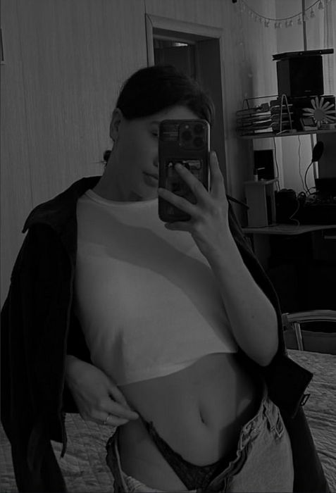 Курск: Интим-досуг без границ – Девушка по вызову без диспетчера